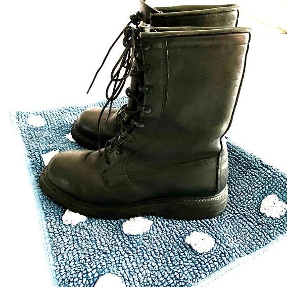 Vibram men’s size 9R black leather steel toe combat/work boots - Picture 1 of 7